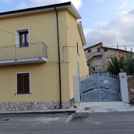 Casa Vacanze Il Giardino Villamassargia Buitenkant foto