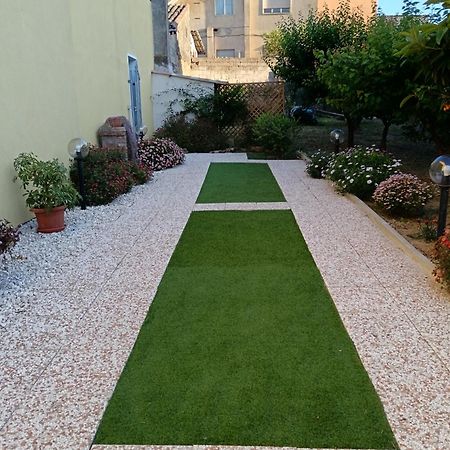 Casa Vacanze Il Giardino Villamassargia Buitenkant foto